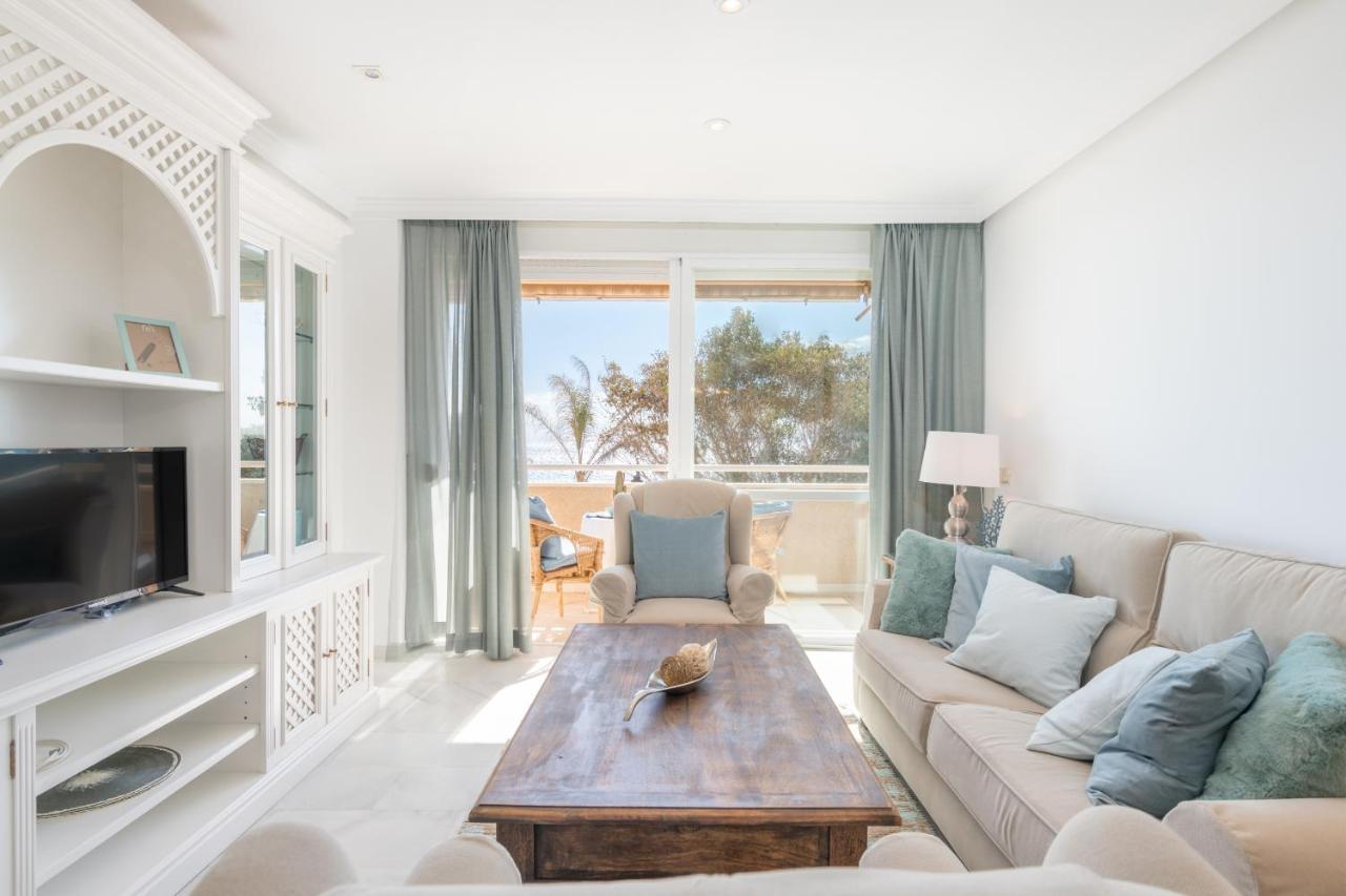 Apartamento Familiar Vistas Al Mar By Rent Me Estepona Ngoại thất bức ảnh